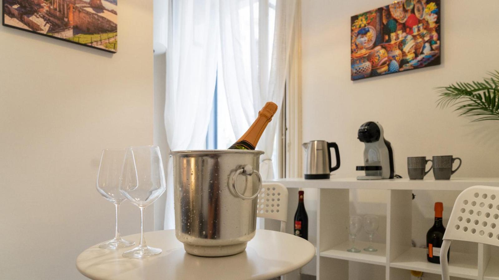 Duomo Luxury Suite CTA Exterior foto