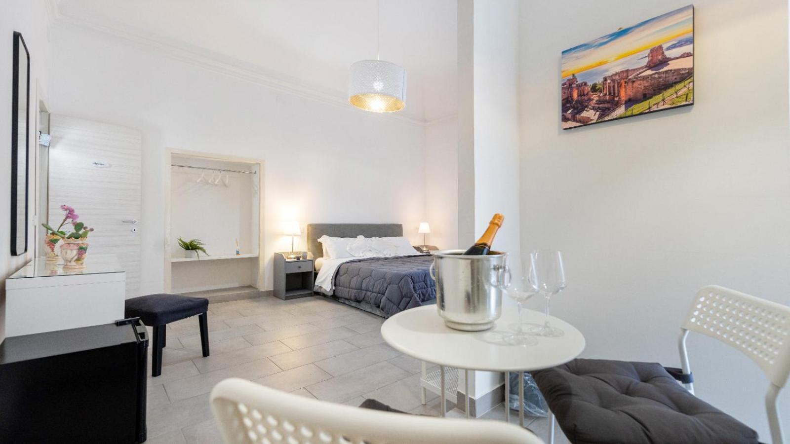 Duomo Luxury Suite CTA Exterior foto